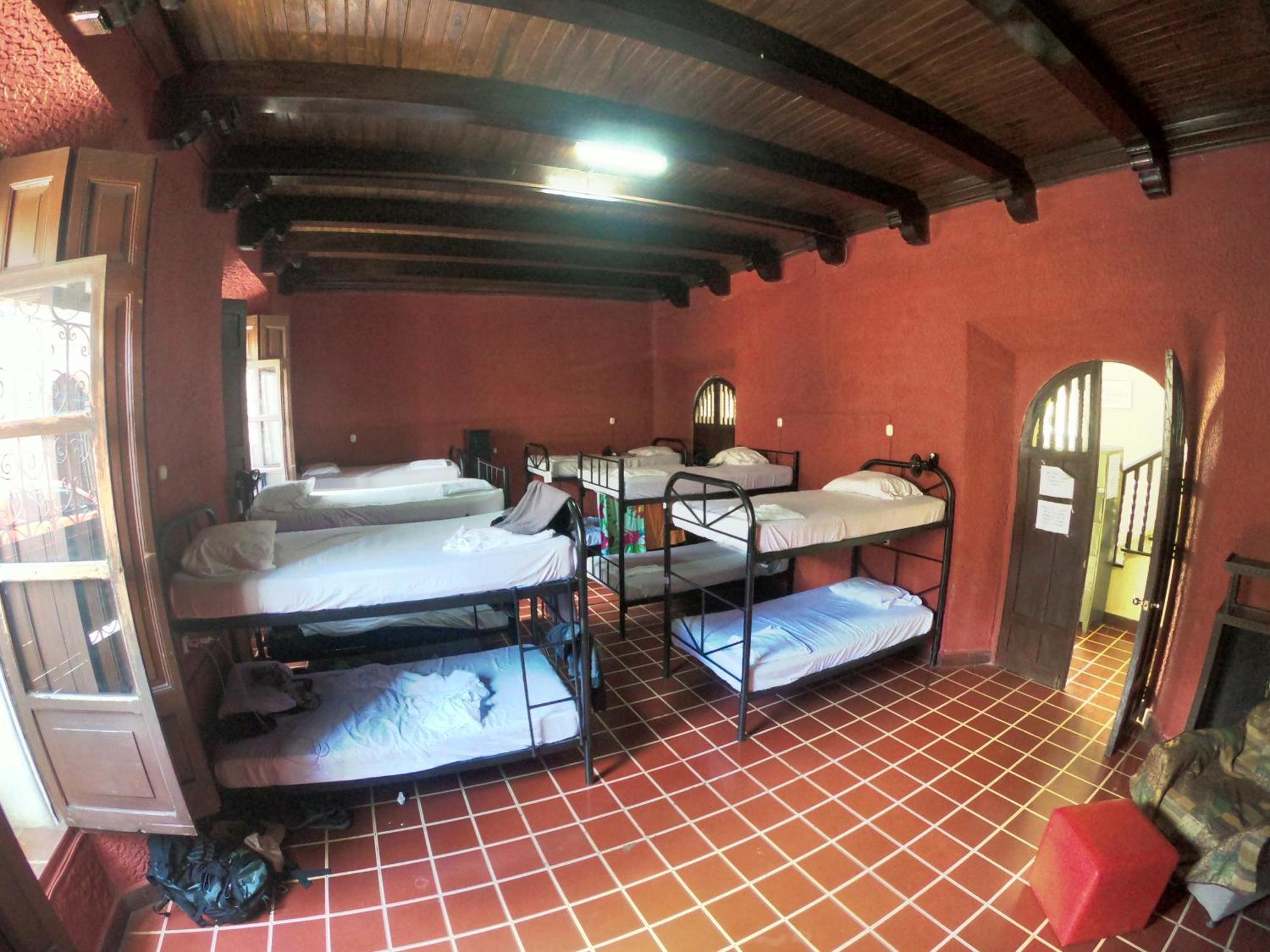 Ricks Hostel 圣安娜 外观 照片