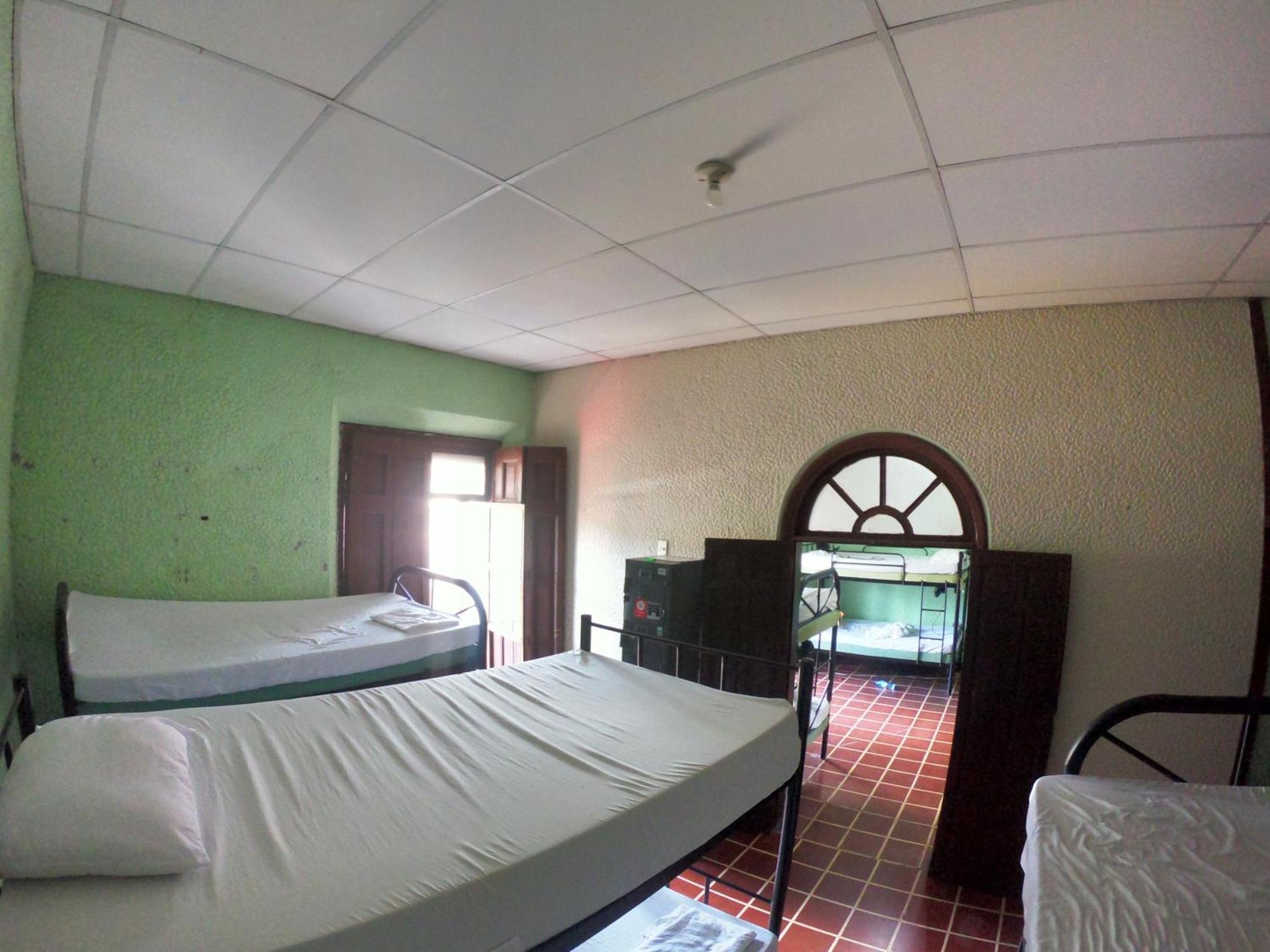 Ricks Hostel 圣安娜 外观 照片